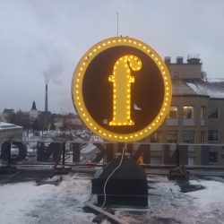 Finnkinon retromainos Tampereella ledein päivitettynä - RWM-Systems.